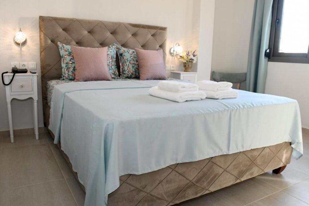 Theano Luxury Suites Nikiti Exterior photo