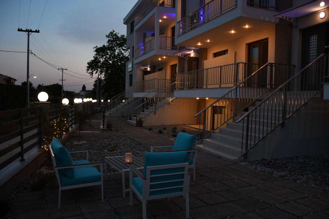 Theano Luxury Suites Nikiti Exterior photo