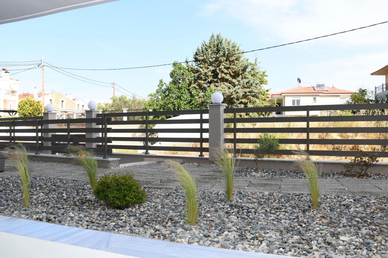 Theano Luxury Suites Nikiti Exterior photo