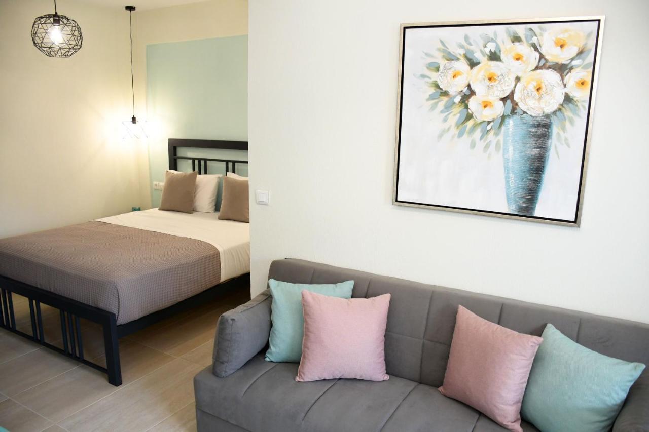 Theano Luxury Suites Nikiti Exterior photo