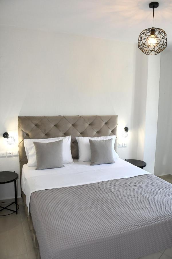 Theano Luxury Suites Nikiti Exterior photo